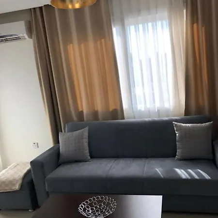 Kyrenia 2+1 Apartment
