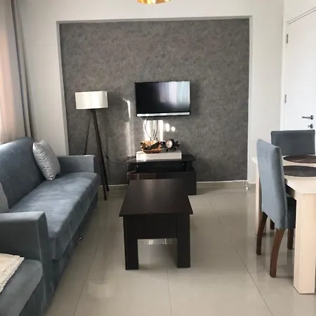 Kyrenia 2+1 Apartment Kyrenia (Northern Cyprus)