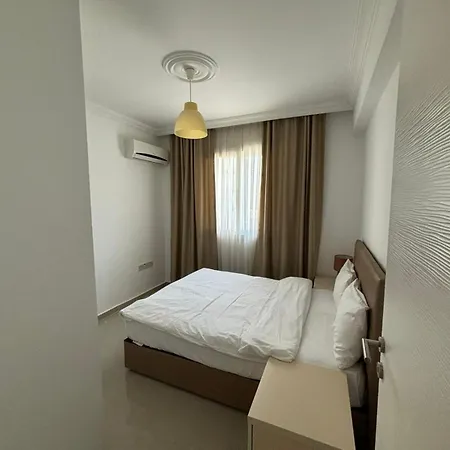 Kyrenia 2+1 Apartment Kyrenia (Northern Cyprus)