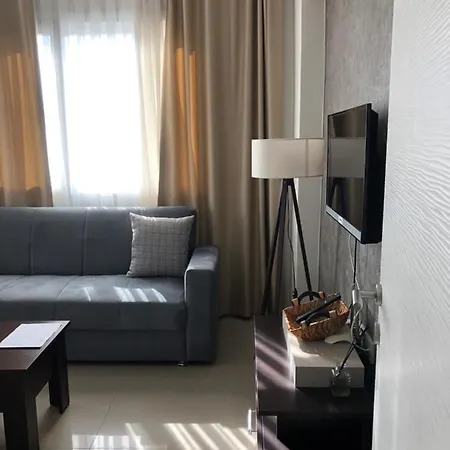 Kyrenia 2+1 * קיירניה
